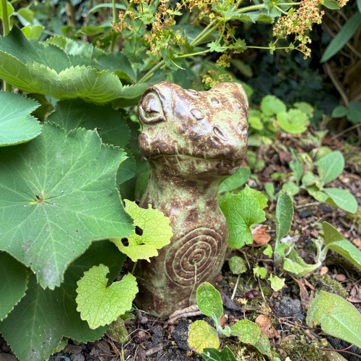 Toad Animal Totem with Cup and Ring