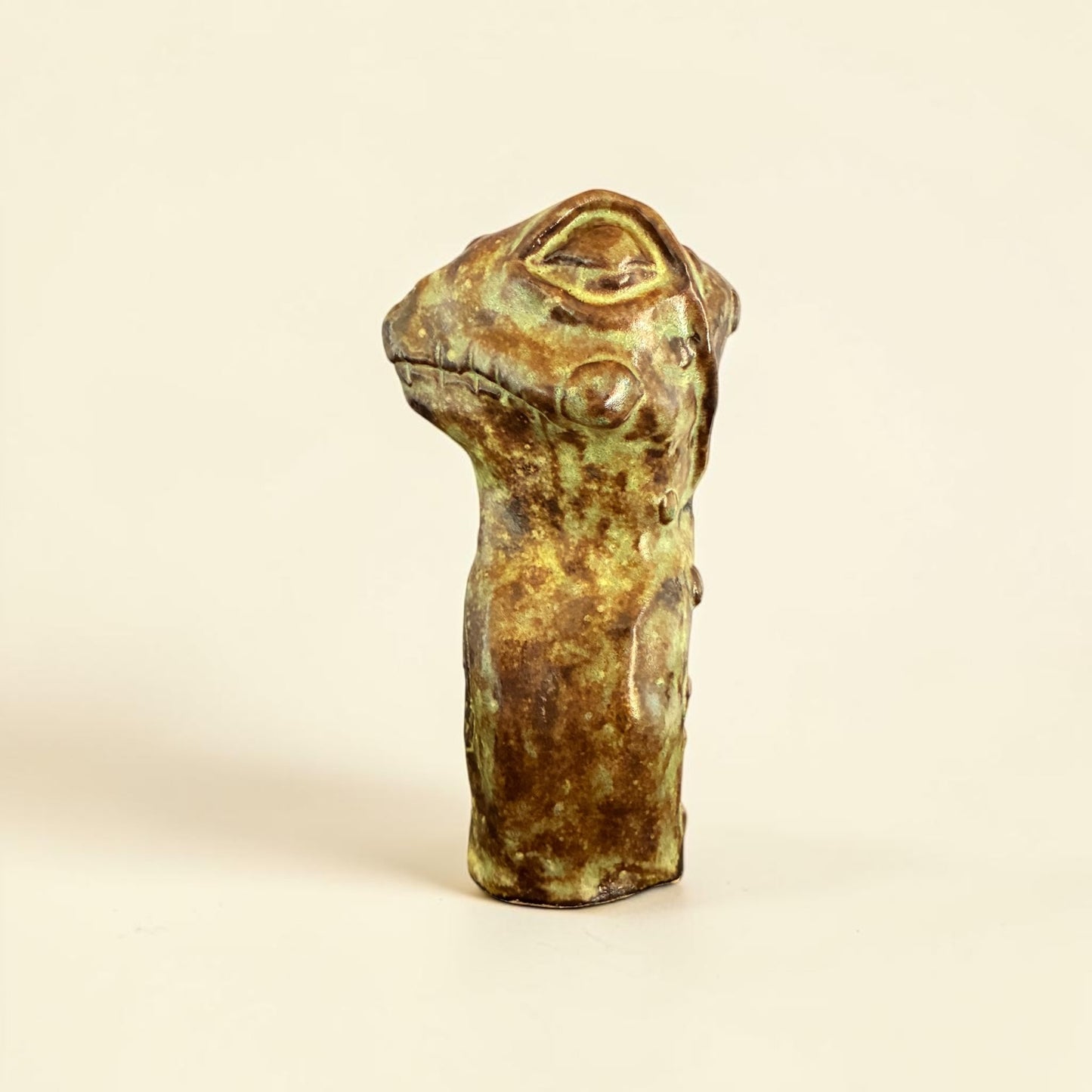 Toad Animal Totem with Cup and Ring
