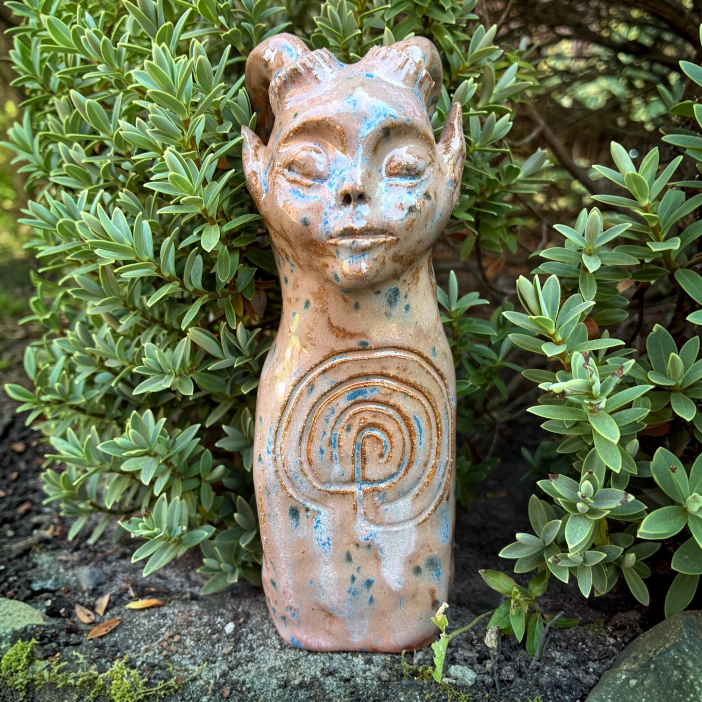 Cream Horned Spirit Totem Labyrinth